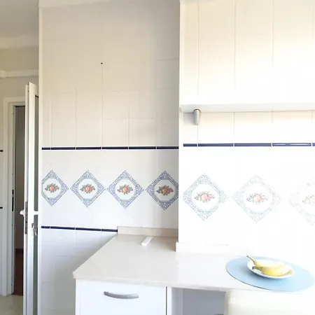 Caldas Da Rainha's & Brown Apartment *
